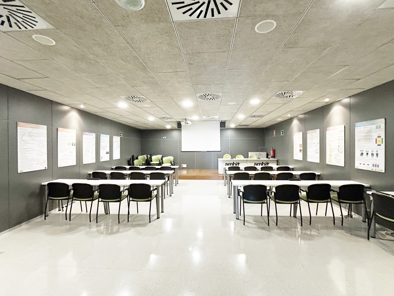 Sala de conferencias AMBIT La Sénia