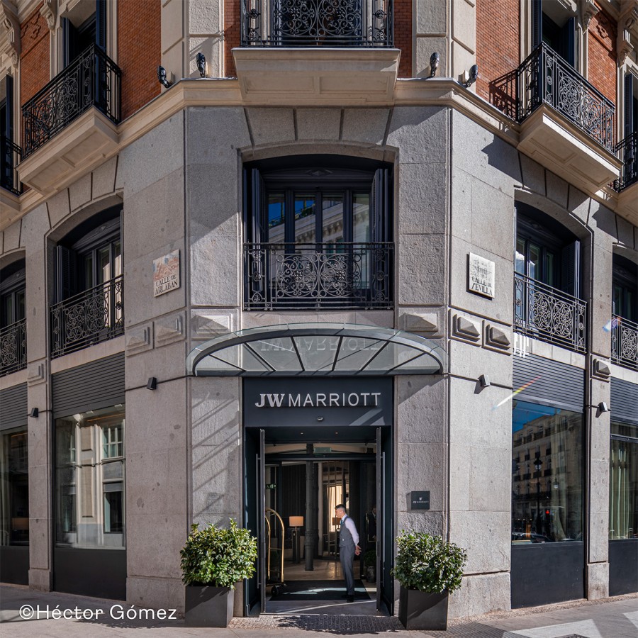jwmarriot.jpg